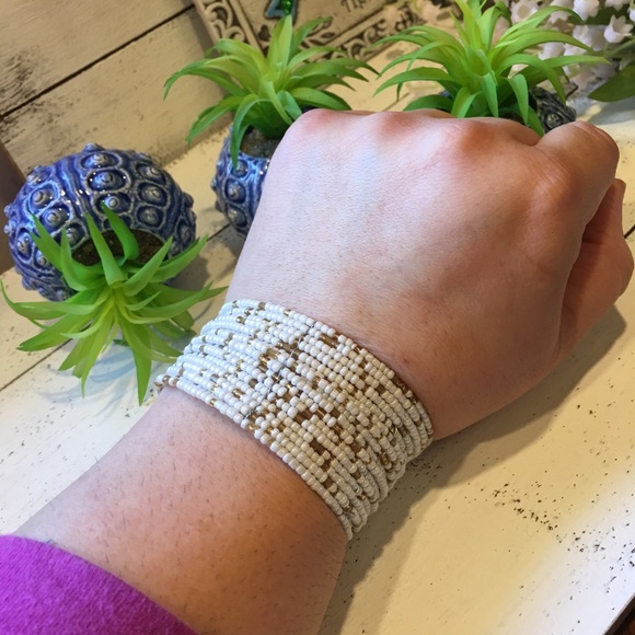 Beaded Bracelet - Picture 3 of 8